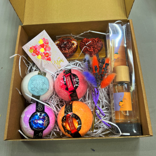 Подарочный набор "Магия" с аромадиффузором, свечой и бомбочкой для ванны. арт. 45013