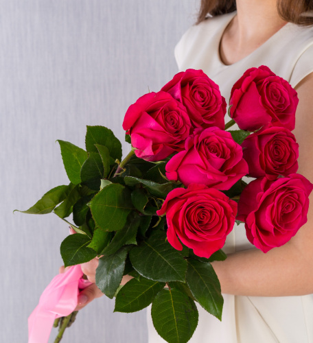 Букет из 7 розовых роз с крупным бутоном 60 см. арт. 36400